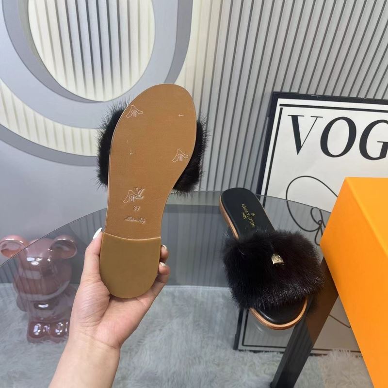 Louis Vuitton Slippers